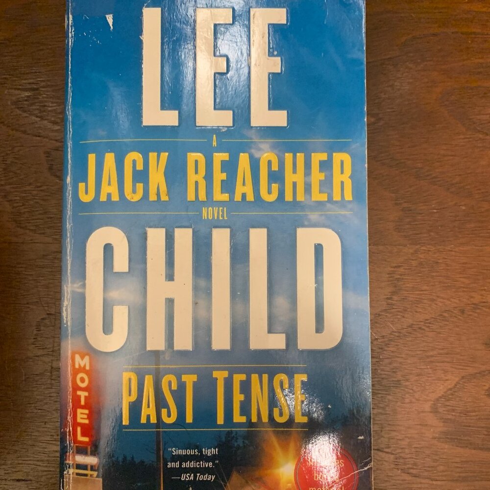 Past Tense: A Jack Reacher Novel by Lee Child Paperback Book GUC Action Thriller